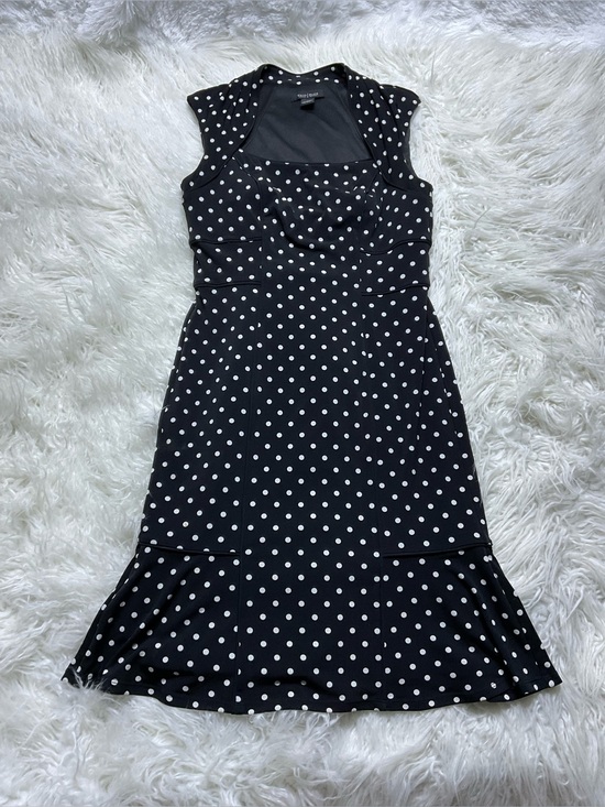 White House Black Market Dresses & Skirts - WHBM Polka Dot Flounce Hem Sheath Dress